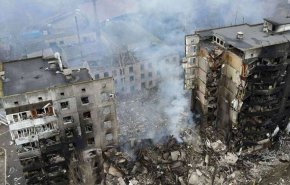 نیروهای اوکراینی یک ساختمان مسکونی در شهر ماریوپول را منفجر کردند