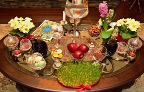 سفرة السينات السبع تجمع الإيرانيين على مائدة العيد