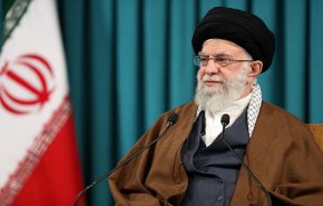 قائد الثورة: الشعب الإيراني انتصر وحقق النجاح بصموده 