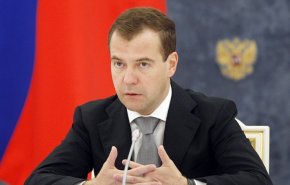 مدفيديف يصف العقوبات على روسيا بـ'غير القاتلة'