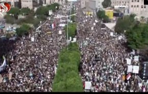گزارش العالم از راهپیمایی گسترده یمنی ها در روز پایداری ملی