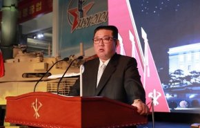 رهبر کره شمالی: به توسعه توانمندی‌های راهبردی ادامه می‌دهیم

