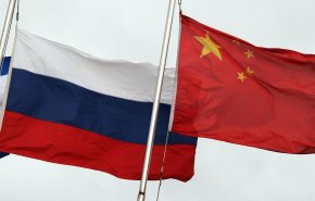 الخارجية الصينية تحذر من العقوبات على موسكو: تضر بالتجارة