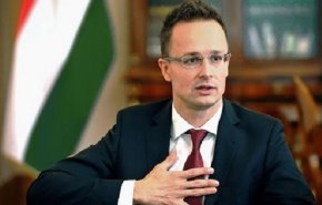 وزير خارجية هنغاريا يتهم أوكرانيا بالتدخل في شؤون بلاده

