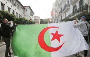 الجزائر تعلن توقيف 11 شخصا يدعمون الجماعات الإرهابية