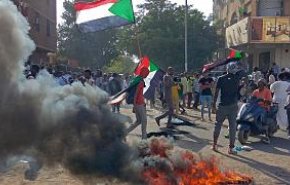 قمع الاحتجاجات في السودان ومقتل متظاهر 
