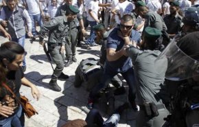 تداوم یورش نظامیان صهیونیست درماه رمضان؛ ۵ فلسطینی بازداشت شدند