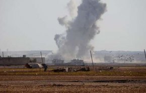 سوريا.. الجماعات المسلحة تعتدي بالمدفعية على مناطق بريف الرقة