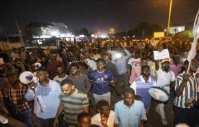 تظاهرات حاشدة في الخرطوم مطالبة بالحكم المدني و
