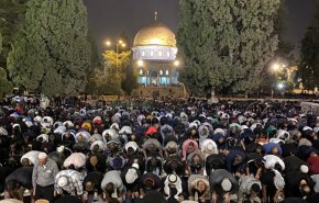 حرکت گسترده فلسطینیان به سمت مسجد الاقصی برای گرامیداشت شب 27 رمضان
