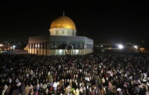 احیای شب قدر در مسجد الاقصی با حضور 250 هزار فلسطینی