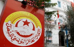 تونس تعيش على حافة 'كارثة اقتصادية'