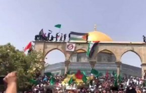 ۱۶۰ هزار فلسطینی در نماز جمعه مسجد الاقصی شرکت کردند