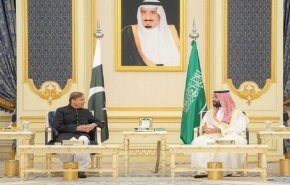 نخست وزیر پاکستان با ولیعهد عربستان دیدار کرد