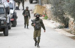 عملیات آرئیل؛ اشغالگران صهیونیست ۱۲ فلسطینی را در کرانه باختری دستگیر کردند