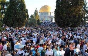 نائب فلسطيني يدعو إلى شد الرحال وإحياء صلاة العيد في الأقصى
