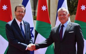 الرئيس الإسرائيلي يهنئ ملك الأردن بحلول عيد الفطر
