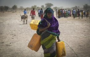 شاهد..موجات الجفاف تهدد حياة سكان القرن الأفريقي