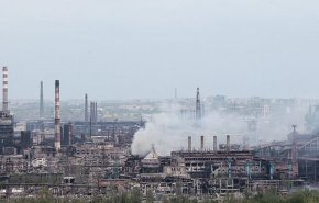 تلاش‌ها برای خروج افراد محاصره شده از کارخانه فولاد اوکراین ادامه دارد