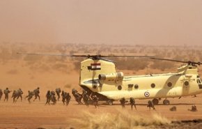 الجيش المصري: مقتل ضابط وعشرة جنود في هجوم بقناة السويس