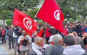 وقفة تضامنية لأنصار الرئيس التونسي قيس سعيد 