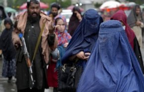 طالبان اجباری بودن برقع را تکذیب کرد