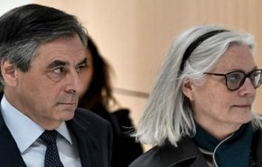 محکومیت نخست وزیر سابق فرانسه به ۴ سال زندان
