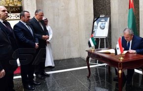 عرنوس يعزي في سفارة الإمارات بوفاة الشيخ خليفة بن زايد