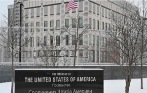 السفارة الأميركية بكييف: الجيش الأوكراني بدأ باستخدام مدافع هاوتزر الأميركية