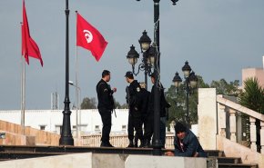 محكمة عسكرية تونسية تسجن 4 نواب من البرلمان المنحل