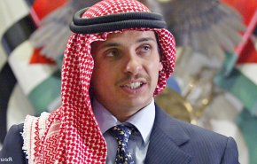 ملك الأردن يوافق على تقييد اتصالات الأمير حمزة وإقامته وتحركاته