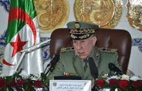 الجيش الجزائري يحذر من مؤامرات تستهدف وحدة البلاد