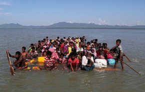 قایق پناهجویان روهینگیا در نزدیکی میانمار غرق شد/ ده ها نفر کشته یا مفقود شدند