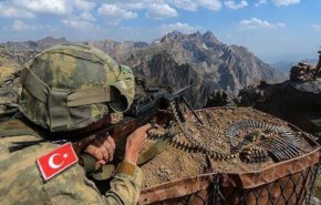 تركيا تعلن مقتل 3 من جنودها بعملية 