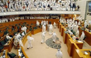 تظاهرات کویتی‌ها در اعتراض به بن بست سیاسی