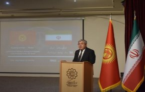 السفير القرغيزي في طهران يشيد يمستوى العلاقات بين البلدين