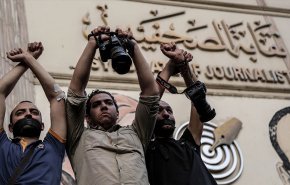 إحالة 17 صحافياً مصرياً في الخارج على القضاء