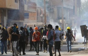 السودان.. مقتل متظاهر في احتجاجات جديدة ضد 