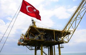 تركيا تجري عملية تنقيب عن النفط على الحدود السورية   