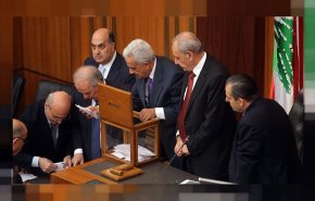 جلسة أولى للبرلمان اللبناني الجديد لانتخاب رئيس ونائبه 