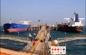 معترضان ۲ بندر نفتی مهم در شرق لیبی را تعطیل کردند