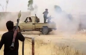 ليبيا...اشتباكات عنيفة بين فصيلين مسلحين وسط العاصمة طرابلس
