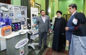 بازدید روسای جمهور ایران و ونزوئلا از نمایشگاه توانمندی‌ها و دستاوردهای دانش‌بنیان شرکت‌های ایرانی