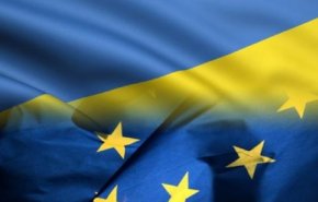المفوضية الأوروبية تمنح كييف وضع الدولة المرشحة للإنضمام للإتحاد الأوروبي