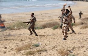 مناورة 'المدافعين عن الخليج الفارسي الكبرى' تجري في جزيرة قشم