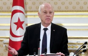 قاضي تونسي يكشف عن عزم سعيّد عزل 400 قاض بعد الاستفتاء
