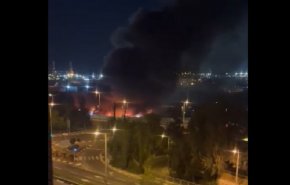 حيفا..دوي انفجارات وحريق في مجمع + فيديو