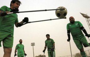 ضحايا داعش يؤسسون فريق كرة قدم لمبتوري الاطراف 