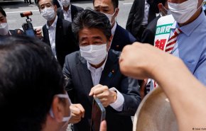 الشرطة اليابانية تعترف بوجود ’خلل’ في إجراءات حماية شينزو آبي