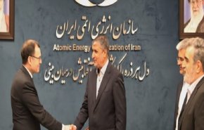 الطاقة الذرية الإيرانية وروس أتوم تبحثان توسيع التعاون
